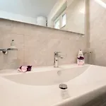 Ozrenka Apartament *